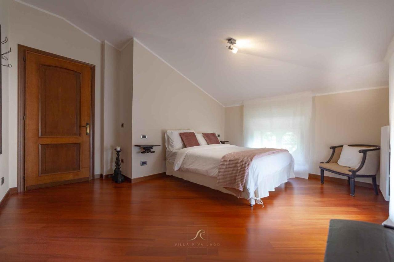 Villa Riva Lago - Apartment With Parking Tavernola Bergamasca Eksteriør bilde