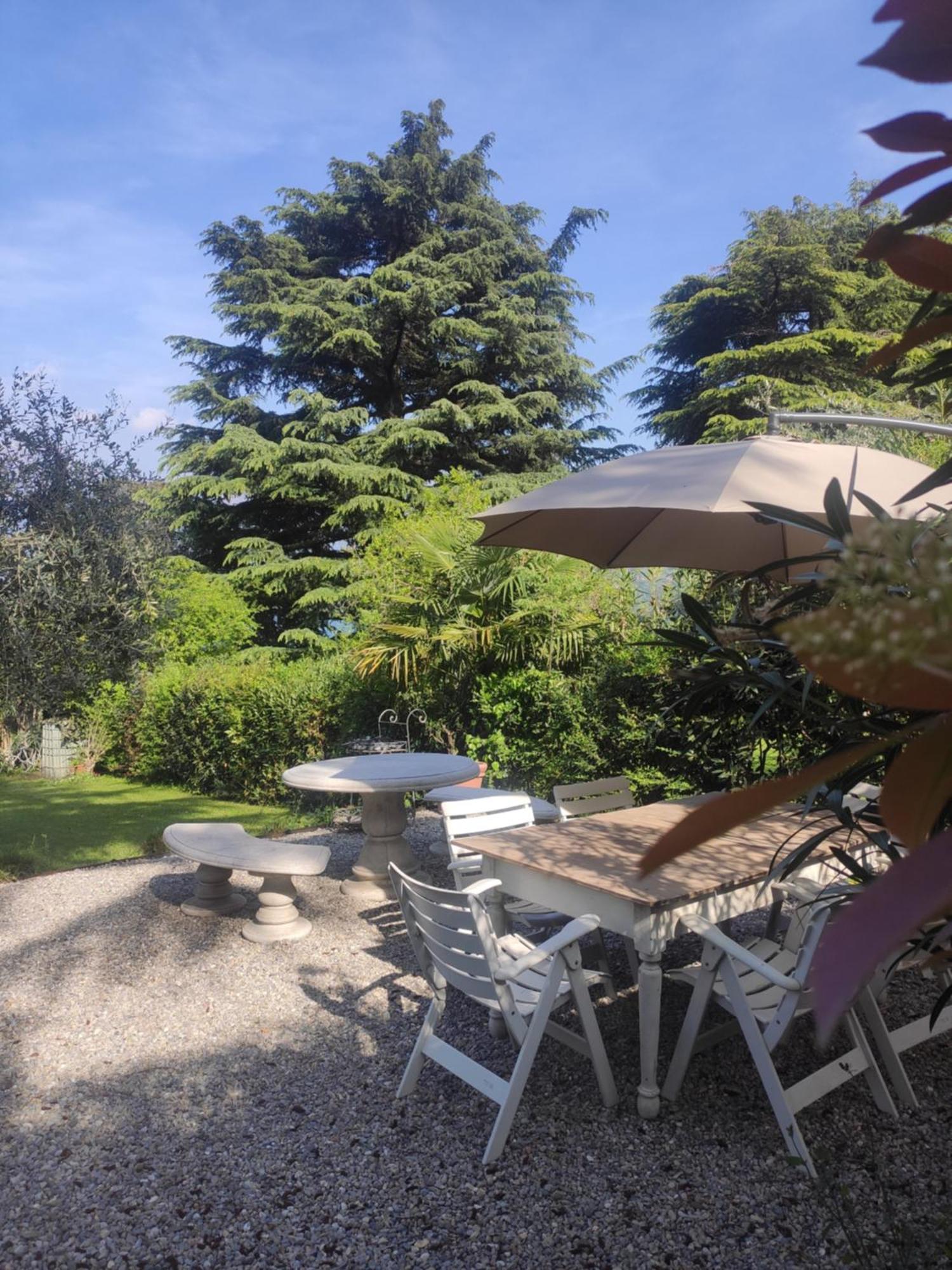 Villa Riva Lago - Apartment With Parking Tavernola Bergamasca Eksteriør bilde